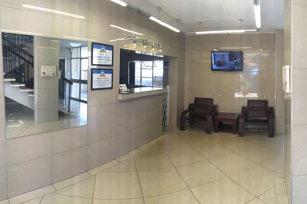 N1 Hotel Samora Machel Harare Exterior photo