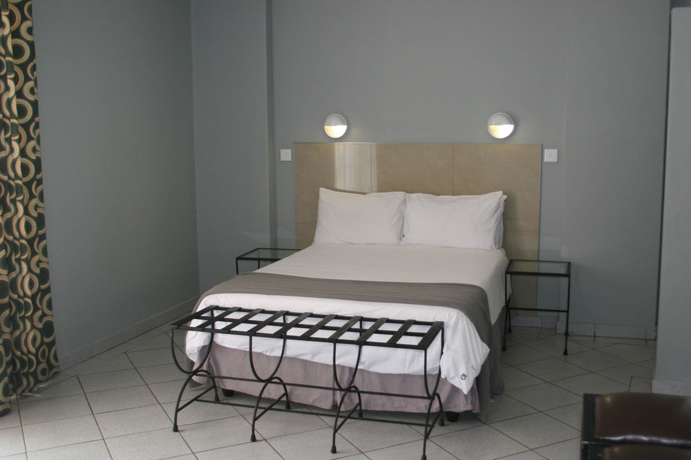 N1 Hotel Samora Machel Harare Exterior photo